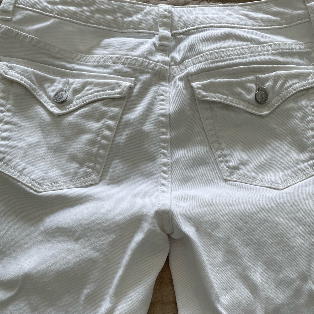 White jeans - Picture 3 of 3